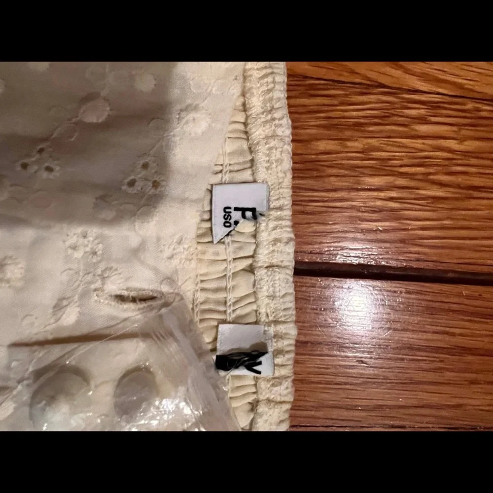 Jenalee Top Yellow - Picture 12 of 12